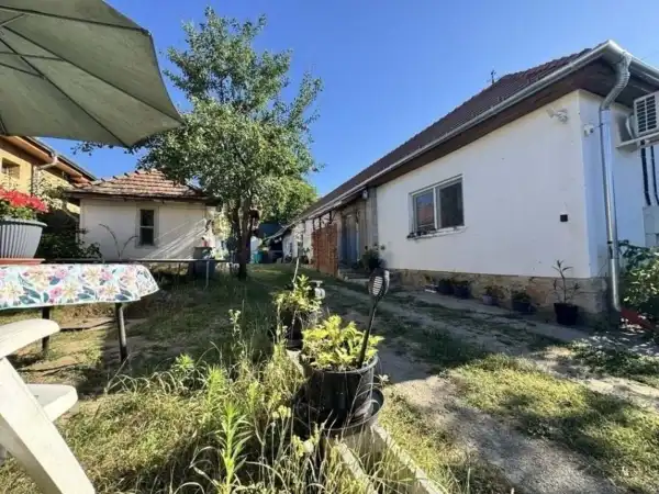 Eladó családi ház, Romhány 2 szoba 100 m² 32.99 M Ft