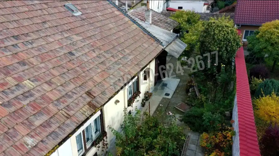 eladó családi ház, Vác